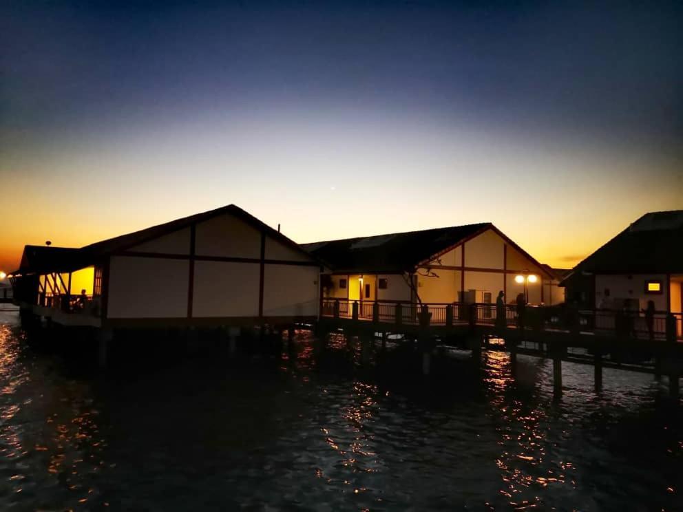 Water Chalet Port Dickson- Private ภายนอก รูปภาพ